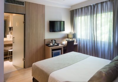 Catalonia Atenas_hab premium-1